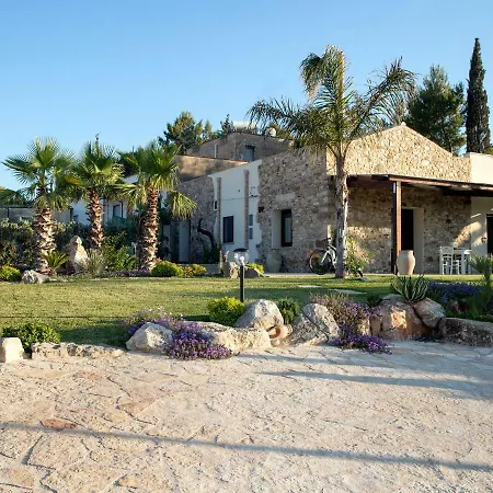 La Casa Del Monachello בוסטו פאליצולו